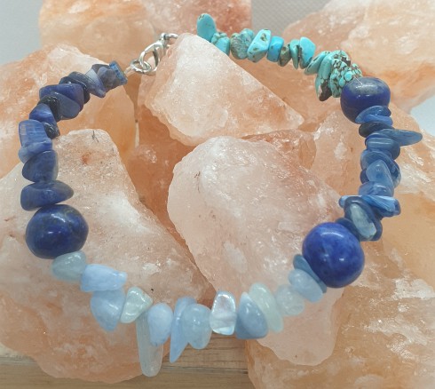 Blue Range Bracelet 3 - Lapis Lazuli Beads with Lapis Lazuli, Aquamarine, Kyanite & Blue Howlite Chips Bracelet with a claw clasp.